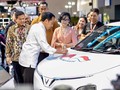 Perusahaan VinFast Perkenalkan Mobil Listrik Kemudi Kanan di Pameran Mobil Internasional Indonesia