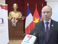 Le ministre vietnamien des Affaires étrangères en visite officielle en France