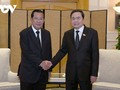 Parlamentspräsident Tran Thanh Man empfängt kambodschanischen Senatspräsident Hun Sen