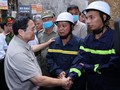팜 민 찐 총리, 타인쑤언군 화재 현장 방문