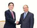 Un responsable du Parti libéral démocrate japonais en visite au Vietnam 