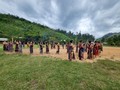 コトゥ族の民族舞踊「Tung Tung Da Da」