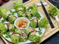 越南春节美食：生菜卷酒糟