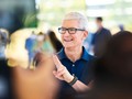 CEO Tim Cook visits Vietnam, Apple announces spending boost