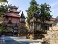 Độc đáo ngôi chùa sở hữu hơn 30 toà tháp ở Hải Dương