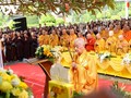 Cientos de seguidores budistas participan en homenaje de los soldados caídos en Dien Bien