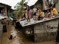 Les Philippines sous les eaux après le passage du super-typhon Noru