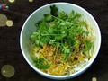 Salade aux nouilles de riz et au poulet 
