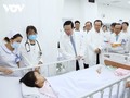 ประธานประเทศ หวอวันเถือง เยือนโรงพยาบาลเด็กหมายเลข 1 เนื่องในโอกาสวันแพทย์เวียดนาม