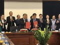 Ký kết hợp tác giữa Hội liên lạc với người Việt Nam ở nước ngoài và Liên đoàn Luật sư Việt Nam