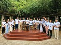 Trại hè Việt Nam 2024: Kiều bào trẻ xúc động viếng Lăng Chủ tịch Hồ Chí Minh và trải nghiệm làm gốm Bát Tràng 
