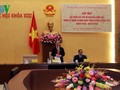 Parlamentspräsident Nguyen Sinh Hung trifft Vertreter der ehemaligen Abgeordneten
