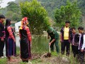 Los nómadas de la etnia La Hu se acomodan con la vida sedentaria