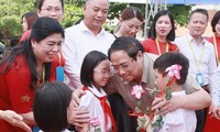 PM Pham Minh Chinh: Memperkuat Penggelaran yang Efektif semua Haluan dan Kebijakan tentang Kaum Difabel
