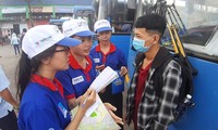 Remaja Kota Ho Chi Minh menyebarkan semangat sukarela