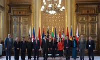 Sidang Pertama Pejabat Senior (SOM) ASEAN ASEAN-Inggris