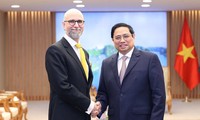 Vietnam-Kanada Perhebat Kerja Sama Bilateral di Bidang Ekonomi-Perdagangan-Investasi