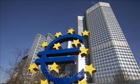 ECB Prakirakan Bahaya Merosotnya Ekonomi Zona Euro
