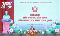 PM Vietnam, Pham Minh Chinh Hadiri Konferensi Pemujian dan Pemuliaan Para Tipikal Terkemuka di Seluruh Negeri