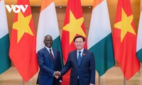 Ketua MN Vietnam, Vuong Dinh Hue Adakan Pembicaraan dengan Ketua Parlemen Republik Pantai Gading