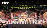 Pesta Budaya Etnis-Etnis Vietnam Tengah ke-4