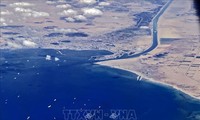 Banyak Perusahaan Transportasi Laut Pulihkan Kembali Perjalanan Melalui Terusan Suez