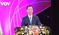 Presiden Vietnam, Vo Van Thuong Hadiri Acara Penyampaian Gelar Seniman Rakyat dan Seniman Unggul Kali ke-10