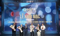 Pembukaan Festival Film Internasional Kota Ho Chi Minh yang Pertama Tahun 2024
