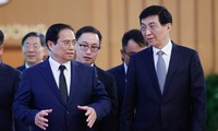 PM Vietnam, Pham Minh Chinh Menerima Pimpinan Tiongkok, Laos dan Kamboja yang Datang ke Vietnam untuk Berziarah kepada Sekjen Nguyen Phu Trong
