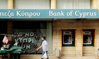 Ministros de Finanzas de Eurozona acuerdan rescate para Chipre