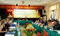 Comunistas vietnamitas y socialistas alemanes trabajan por el desarrollo sostenible 