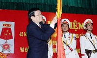 Presidente de Vietnam visita la escuela de técnicos medios de seguridad pública 1