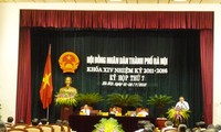 Funcionarios de Hanoi aprecian logros en la primera mitad del año