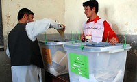 Presidente de Afganistán promulga ley electoral modificada