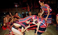 Costumbre “ngủ duông” de los Co Tu en provincia central de Quang Nam