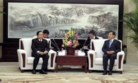 Vietnam y China afianzan cooperación en asesoría política
