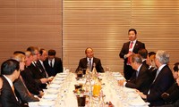 Vietnam incentiva inversiones de empresas líderes del mundo en territorio nacional