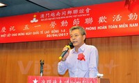 Vietnamitas en China y Mozambique celebran 42 años de reunificación nacional