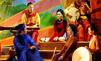 Artistas del Teatro de Cheo de Hanoi promueven identidad cultural de Vietnam en Europa