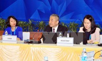La II conferencia de altos dirigentes de APEC entra en su segunda jornada 