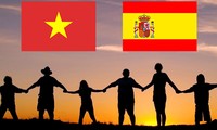 Líderes de Vietnam felicitan 40 años de relaciones diplomáticas con España