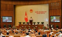 Parlamento de Vietnam sigue con interpelaciones a altos dirigentes