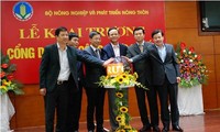 Vietnam fortalece la construcción de un gobierno electrónico a favor de la población 