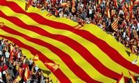 España pone fin a la crisis política en Cataluña con elecciones anticipadas