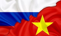Líder del Legislativo de Vietnam recibe a la delegación parlamentaria rusa