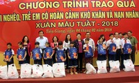 Líder del Legislativo visita Tien Giang en vísperas del Tet 2018