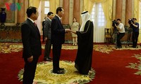 Presidente de Vietnam recibe a nuevos embajadores de UAE, Mozambique y Corea del Sur 