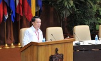 Dirigente partidista de Vietnam reafirma amor de su pueblo hacia Fidel Castro