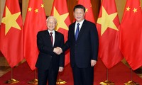 Líderes vietnamitas felicitan a China en su 69 aniversario del Día Nacional