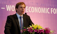 Vietnam insiste en el mejoramiento de la competitividad global